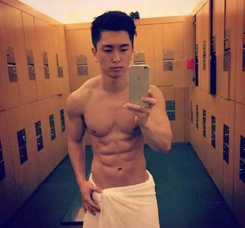 国产腹肌帅哥在线视频